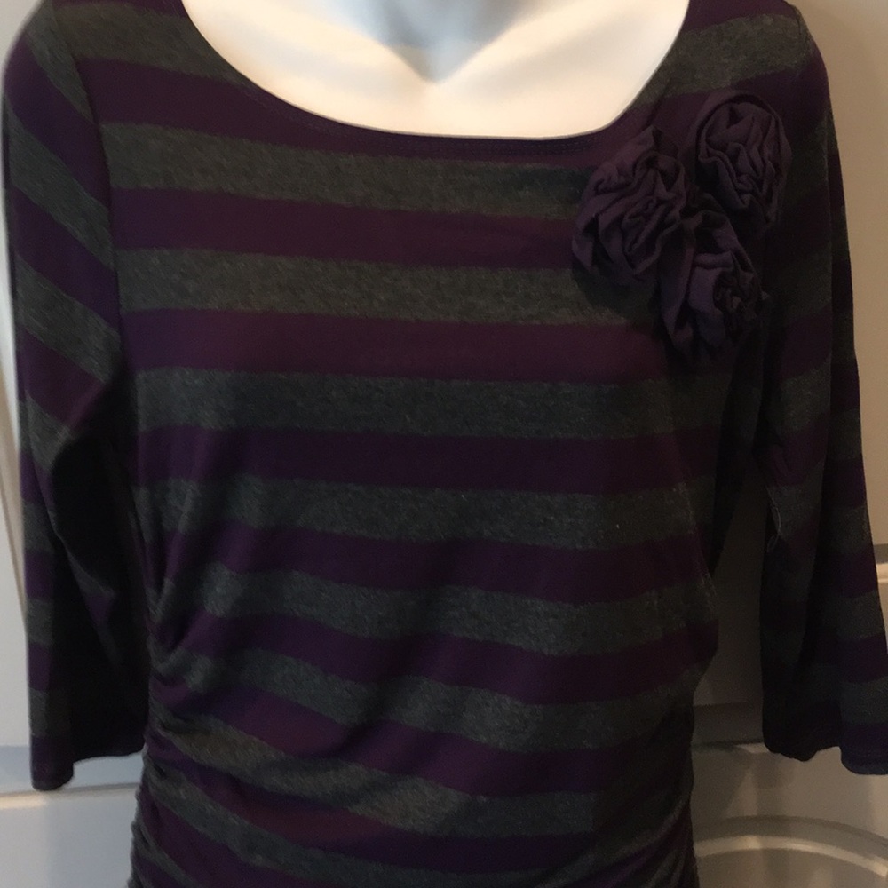 Harold’s NWOT pretty striped top